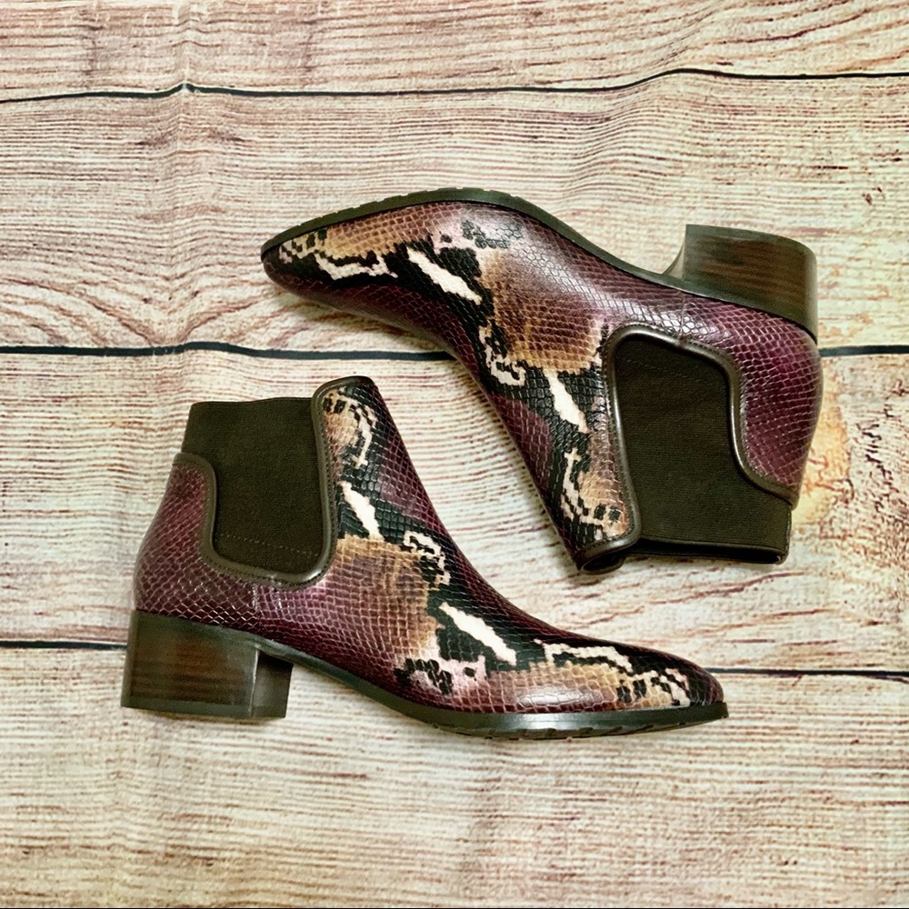 Donald J Pliner  Purple and Mustard  Snakeskin Chelsea boot size 10